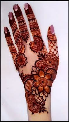back hand mehndi design girl