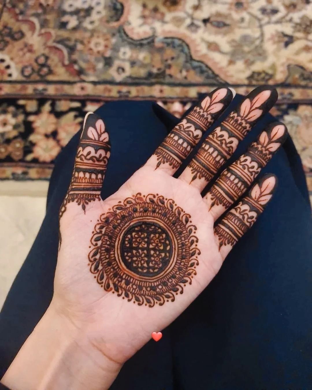 easy mehndi design for karva chauth