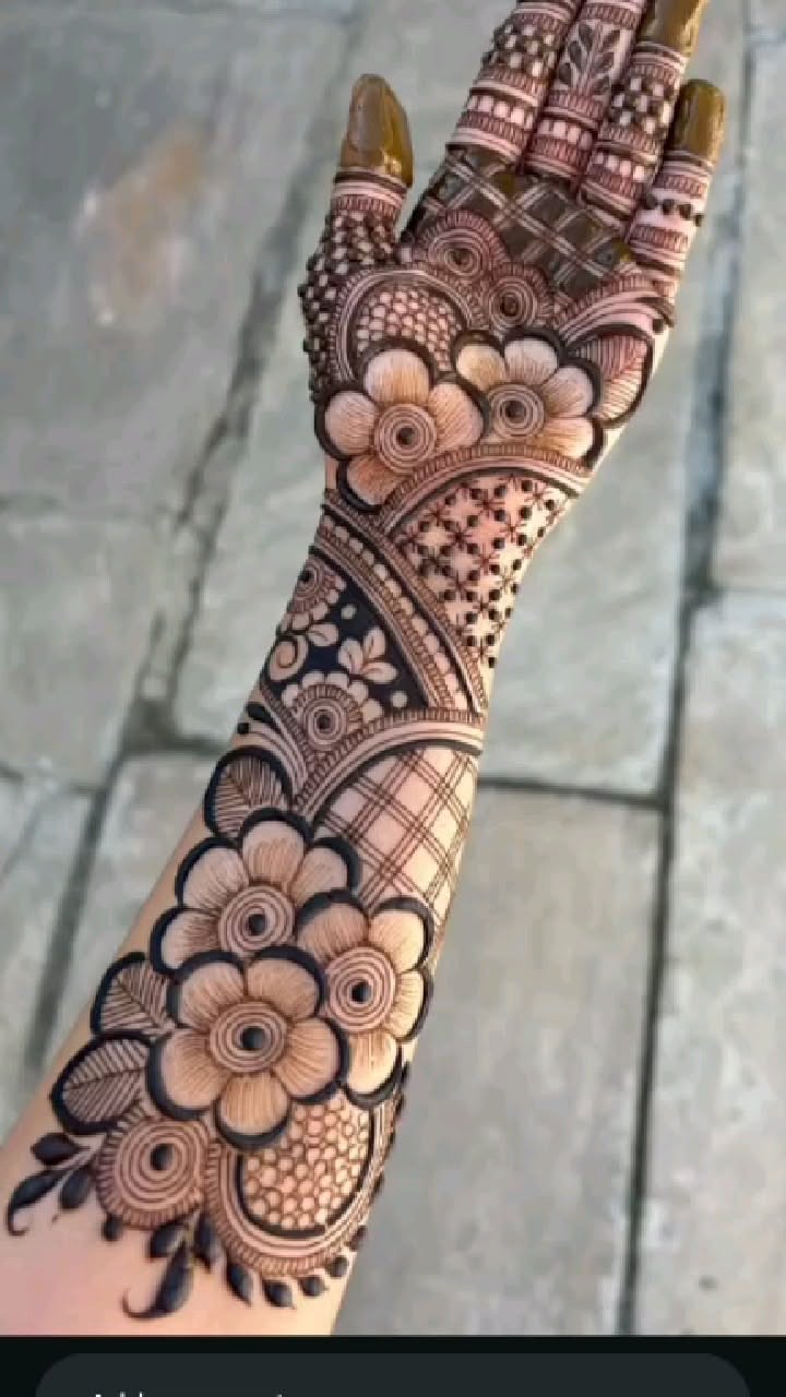 easy mehndi design for karva chauth