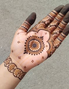 easy mehndi design for karva chauth