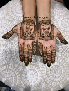 easy mehndi design for karva chauth