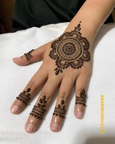 easy mehndi design for kids