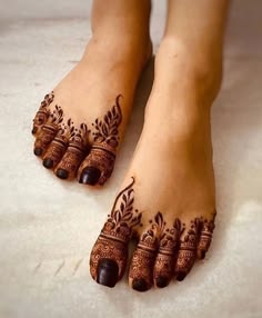 foot mehndi design simple and easy photo
