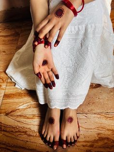 foot mehndi design simple and easy photo