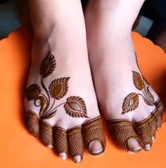 foot mehndi design simple and easy photo
