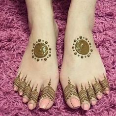 foot mehndi design simple and easy photo