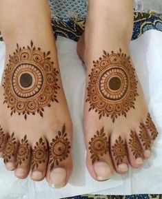 foot mehndi design simple and easy photo