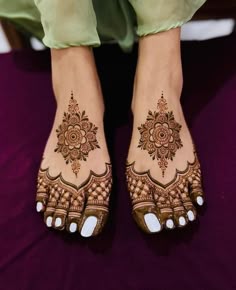 foot mehndi design simple and easy photo