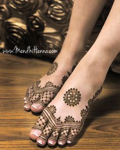 foot mehndi design simple and easy photo