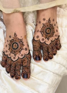 foot mehndi design simple and easy photo
