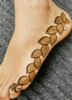 foot mehndi design simple and easy photo