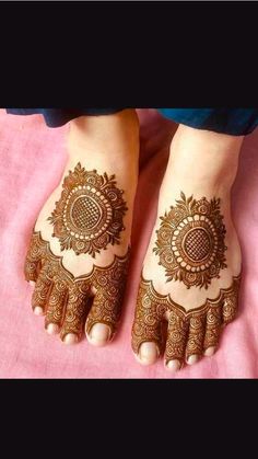 foot mehndi design simple and easy photo