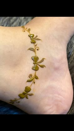 foot mehndi design simple and easy photo
