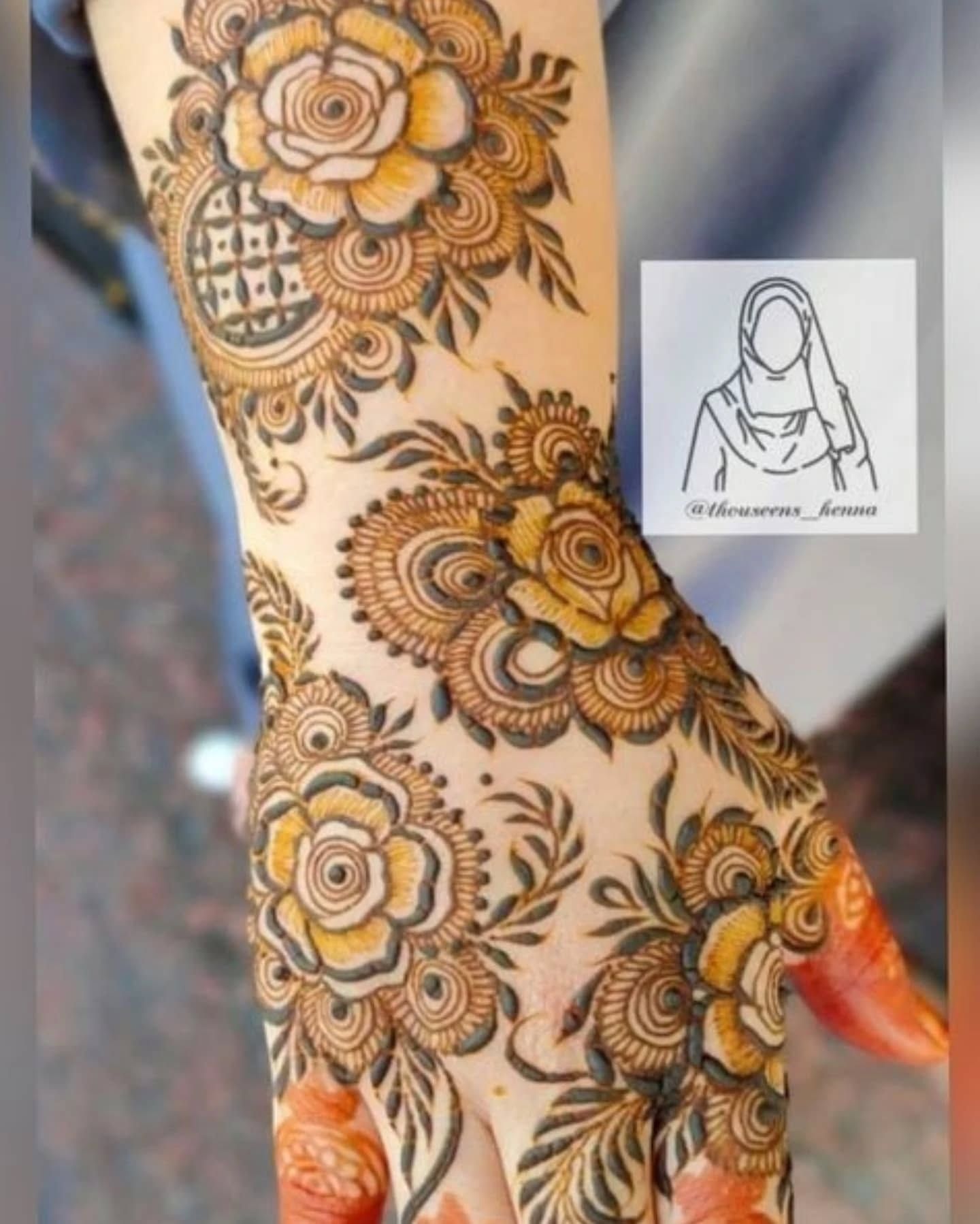 instagram mehndi design back hand