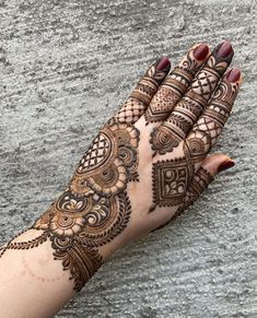 instagram mehndi design back hand