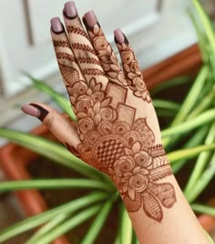 instagram mehndi design back hand