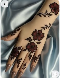 instagram mehndi design back hand