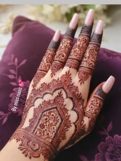 instagram mehndi design back hand