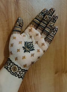 lotus mehndi design back hand
