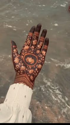 lotus mehndi design back hand