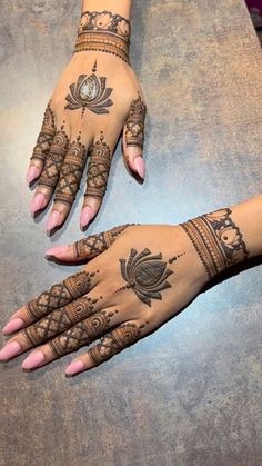 lotus mehndi design back hand