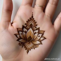 lotus mehndi design back hand