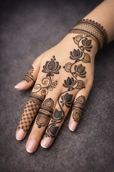 lotus mehndi design back hand