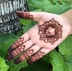 lotus mehndi design back hand