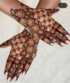 lotus mehndi design back hand