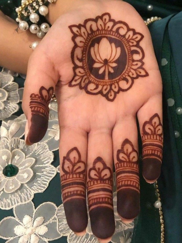 lotus mehndi design back hand