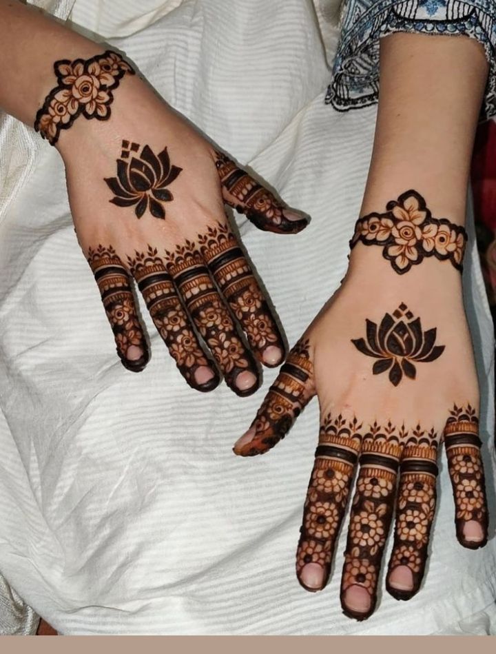 lotus mehndi design back hand