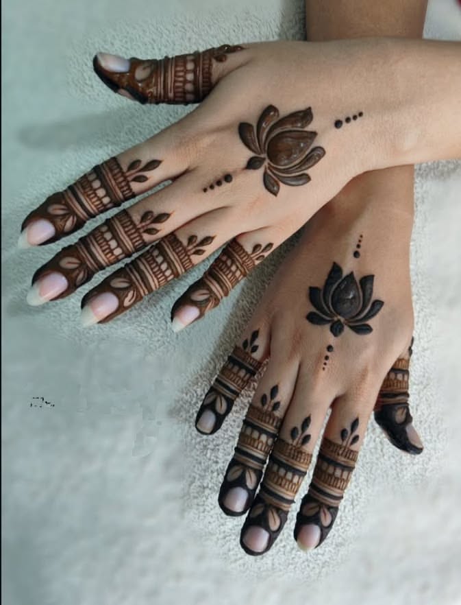 lotus mehndi design back hand
