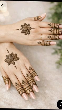 lotus mehndi design back hand