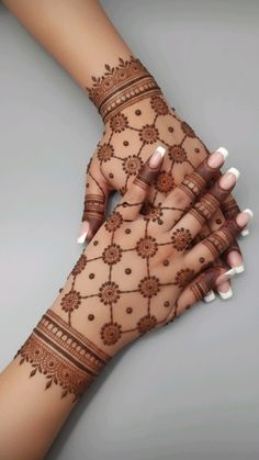 pakistani mehndi design back hand