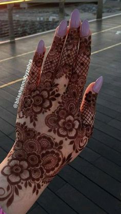 pakistani mehndi design back hand