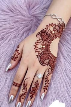 pakistani mehndi design back hand