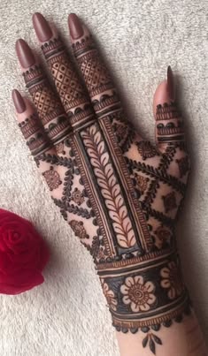 pakistani mehndi design back hand