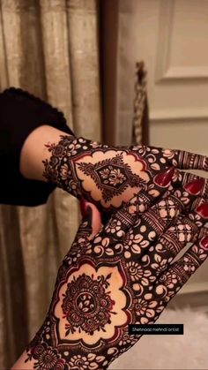 rose mehndi design back hand