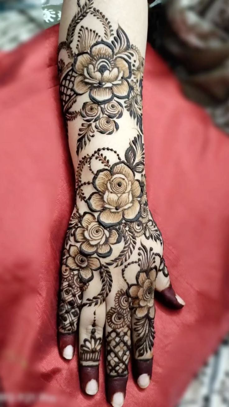 rose mehndi design back hand