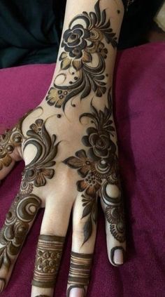 rose mehndi design back hand