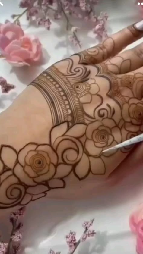 rose mehndi design back hand
