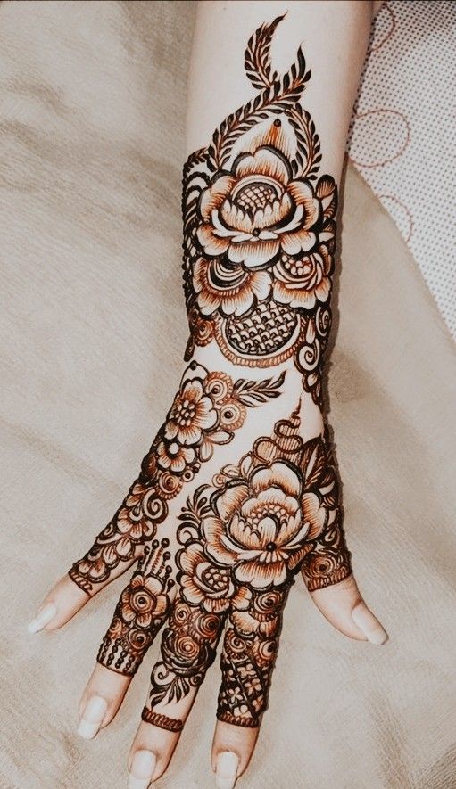 rose mehndi design back hand