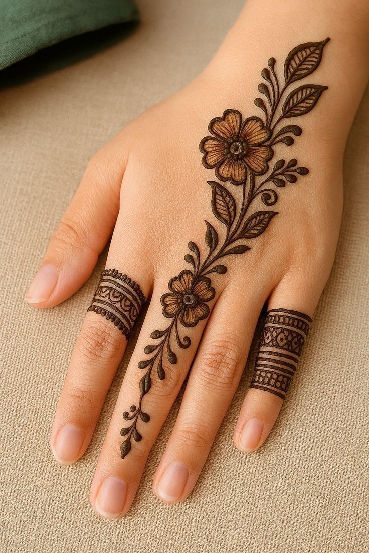 simple mehndi design back hand