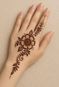 simple mehndi design back hand