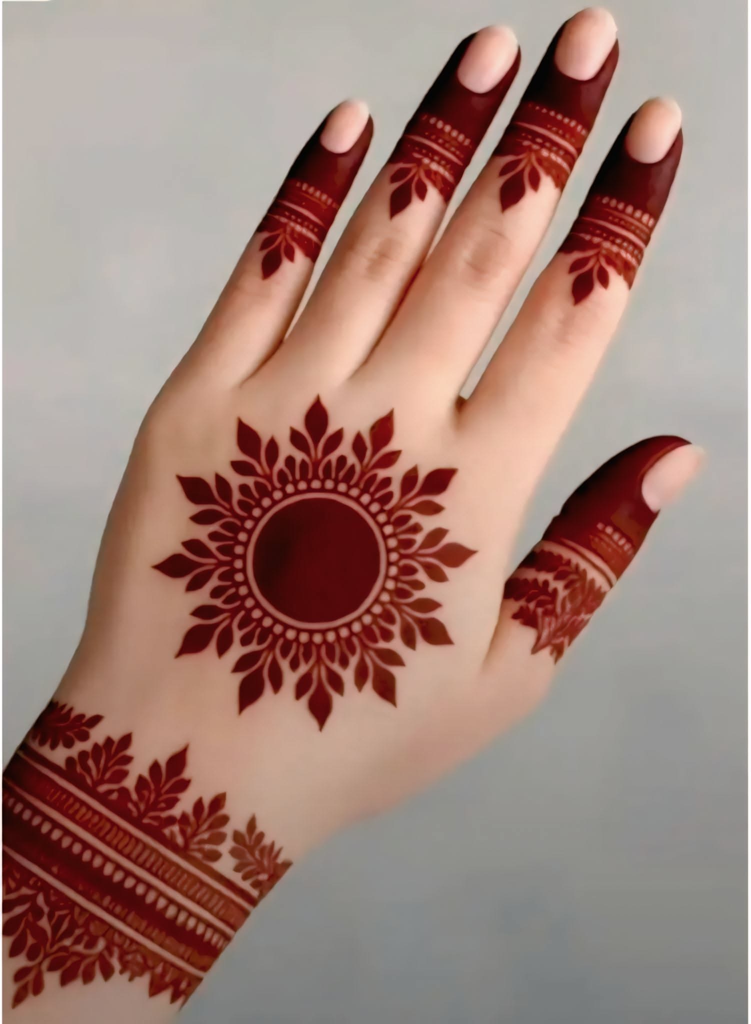 simple mehndi design back hand