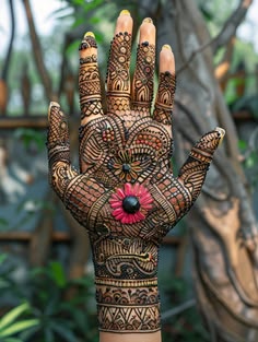 simple mehndi design photo front hand