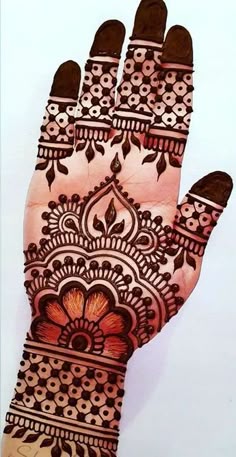 simple mehndi design photo front hand