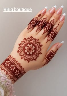 stylish simple mehndi design