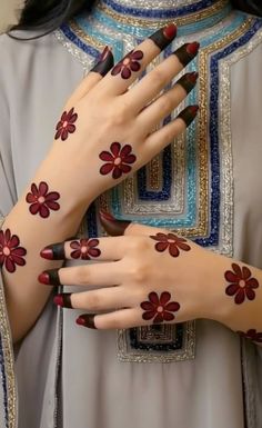 stylish simple mehndi design