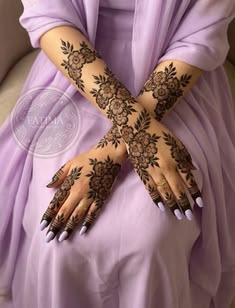 back hand arabic mehndi design
